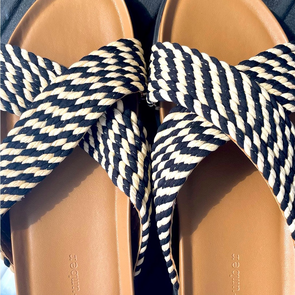 New! Sundance/Pagoda/Salt and Umber Sandals Retail &150